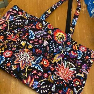 NWOT Vera Bradley tote